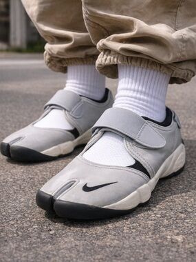Vintage Y2K NIKE Air Rift Mens Sneakers 10